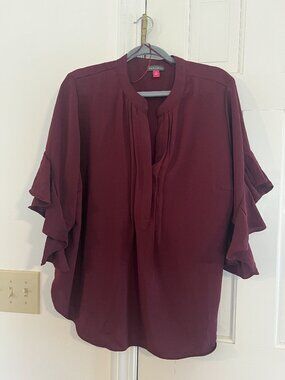 Vince Camuto blouse NWT
